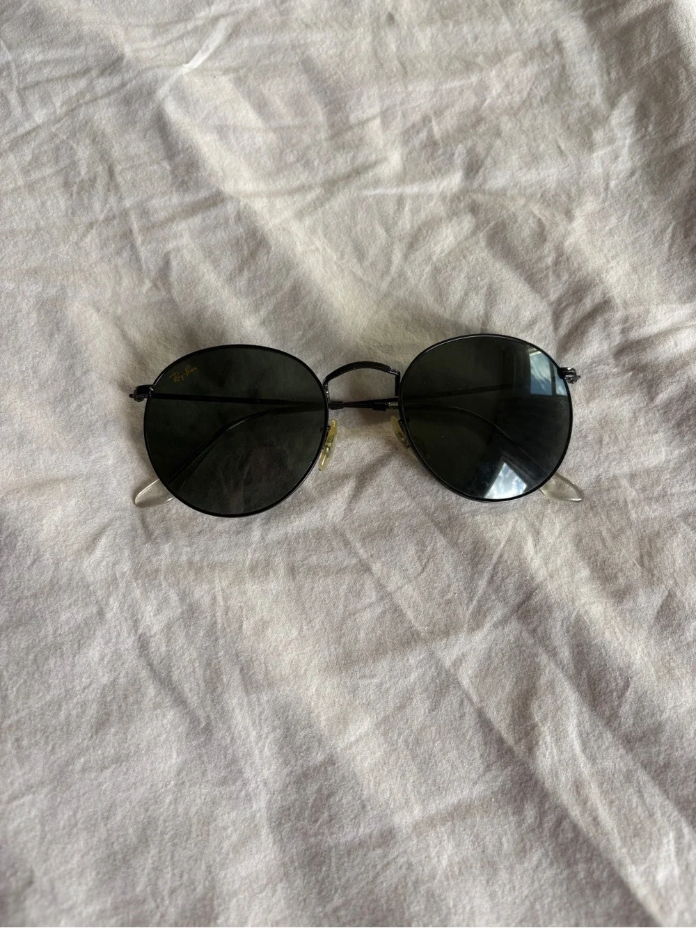 Ray-Ban RB 3447 Round Metal Black Frame Sunglasses